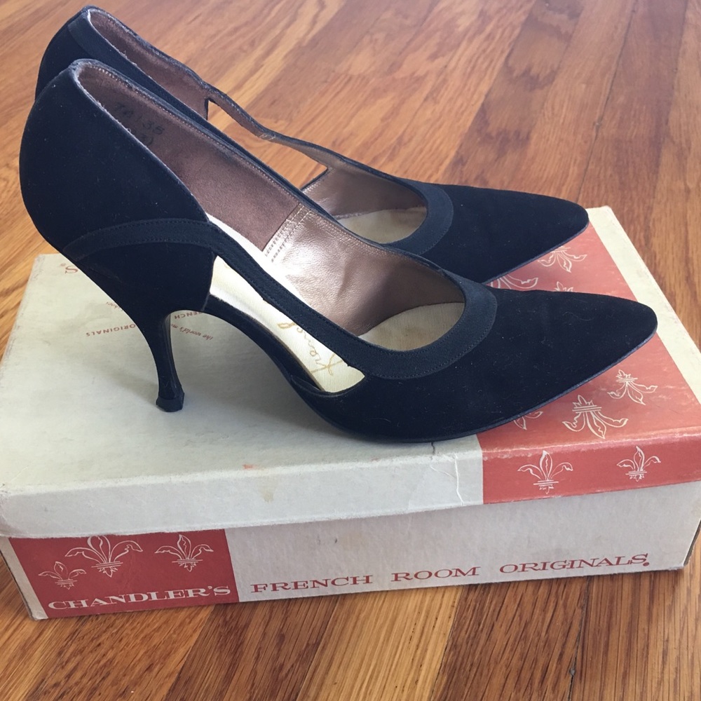 Vintage 1950s Black Suede French Room Heels